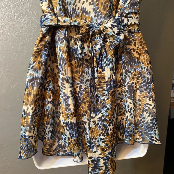 BCX Women's Brown Sleeveless Blouse, Back Tie, V Neck - Picture 8 of 16